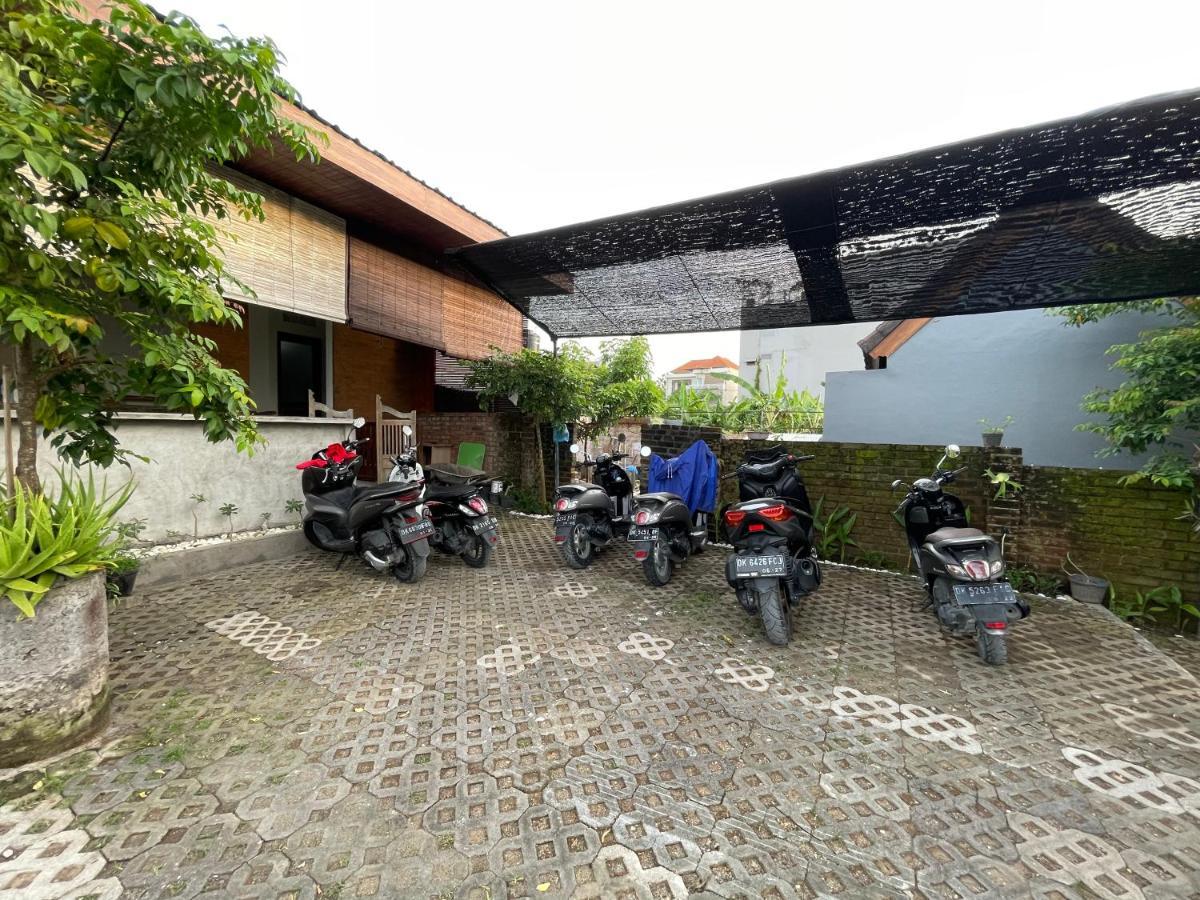Belimbing Guest House Canggu エクステリア 写真